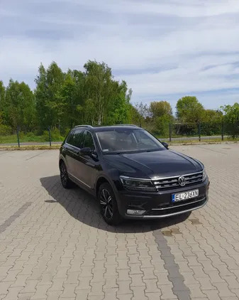 samochody osobowe Volkswagen Tiguan cena 92000 przebieg: 105500, rok produkcji 2016 z Pabianice